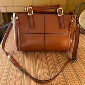 Women's Handbag - Everyday Bag With Lots of Pockets NEW✨